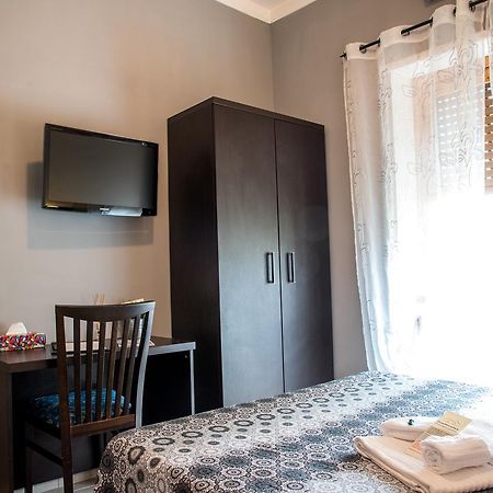 Guest House Park วัลมนโตเน ภายนอก รูปภาพ