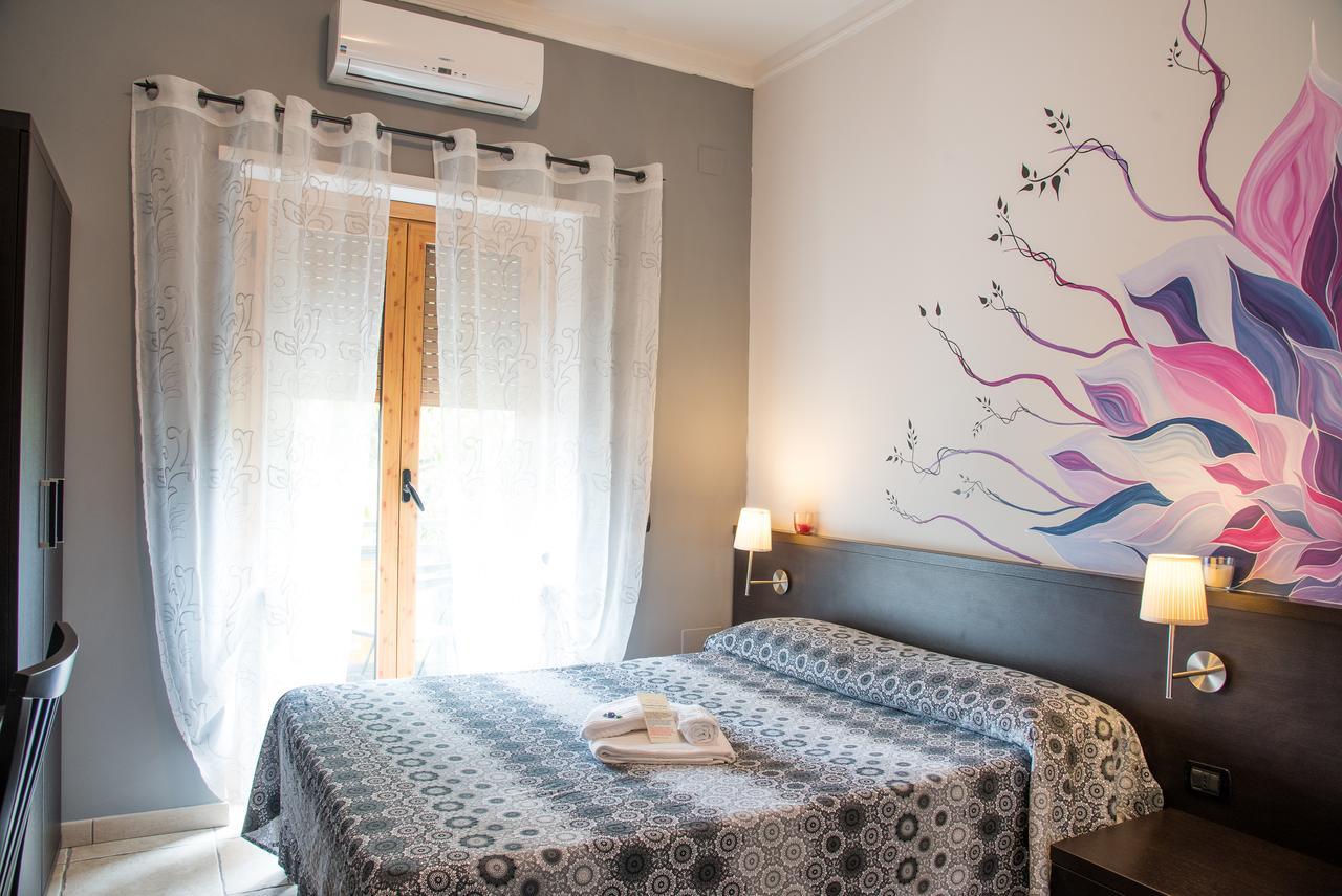 Guest House Park วัลมนโตเน ภายนอก รูปภาพ